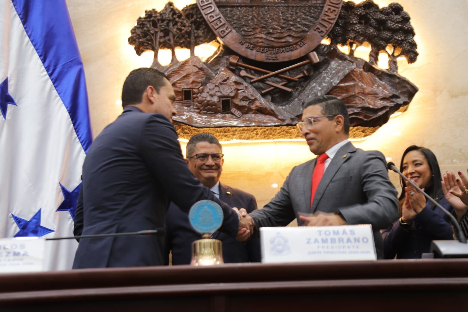 Poder Legislativo presidido por Tomás Zambrano nombra a los nuevos procuradores de la República